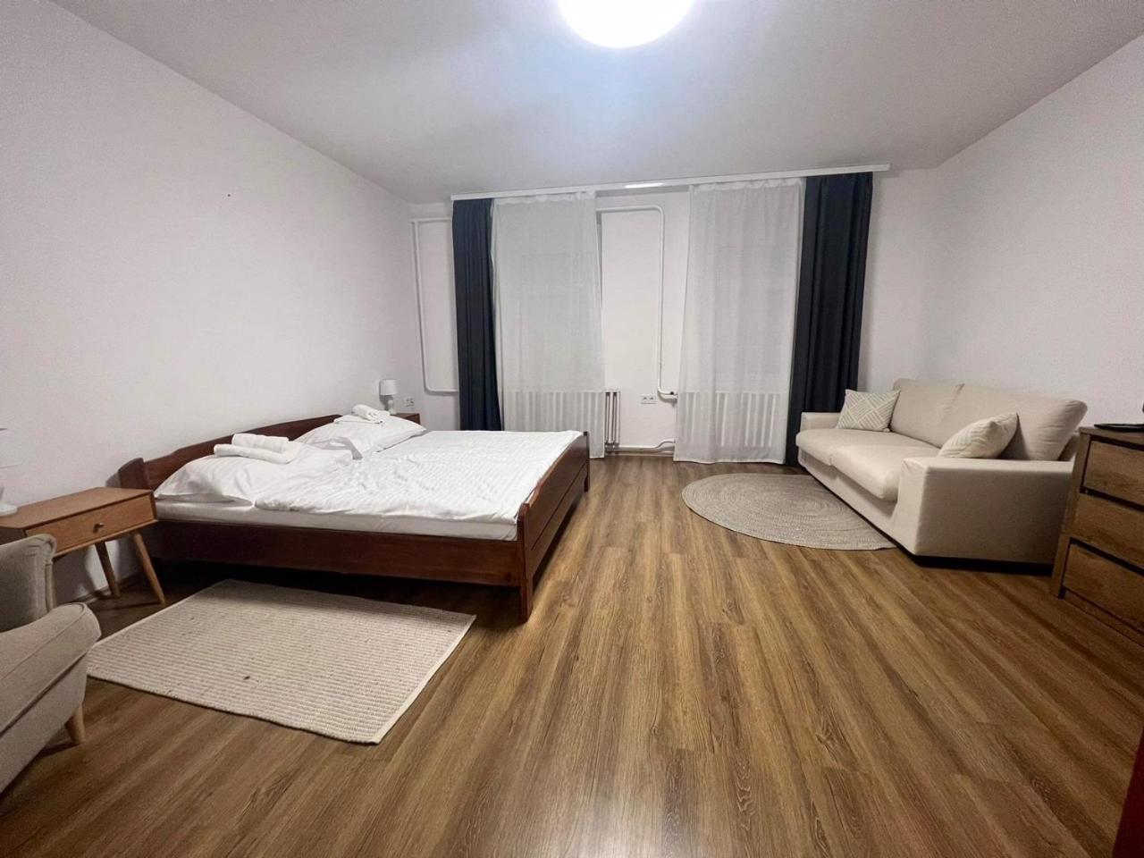 Pataky Apartmanok Veszprém Exterior foto