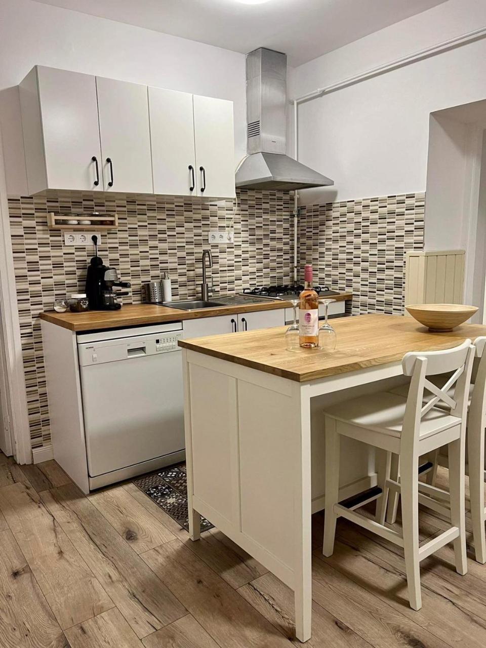 Pataky Apartmanok Veszprém Exterior foto